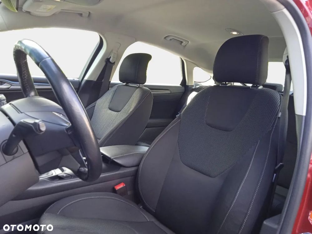 Ford Mondeo 2.0 EcoBlue Titanium - 30