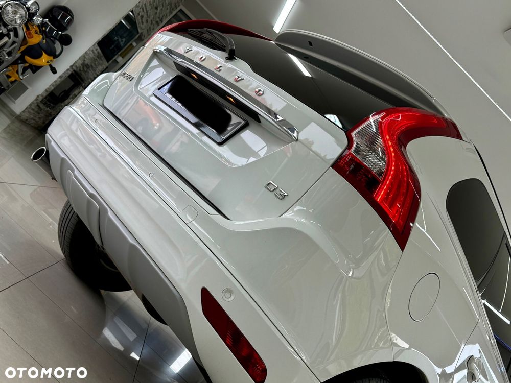 Volvo XC 60 D3 Drive-E R-Design Momentum - 40
