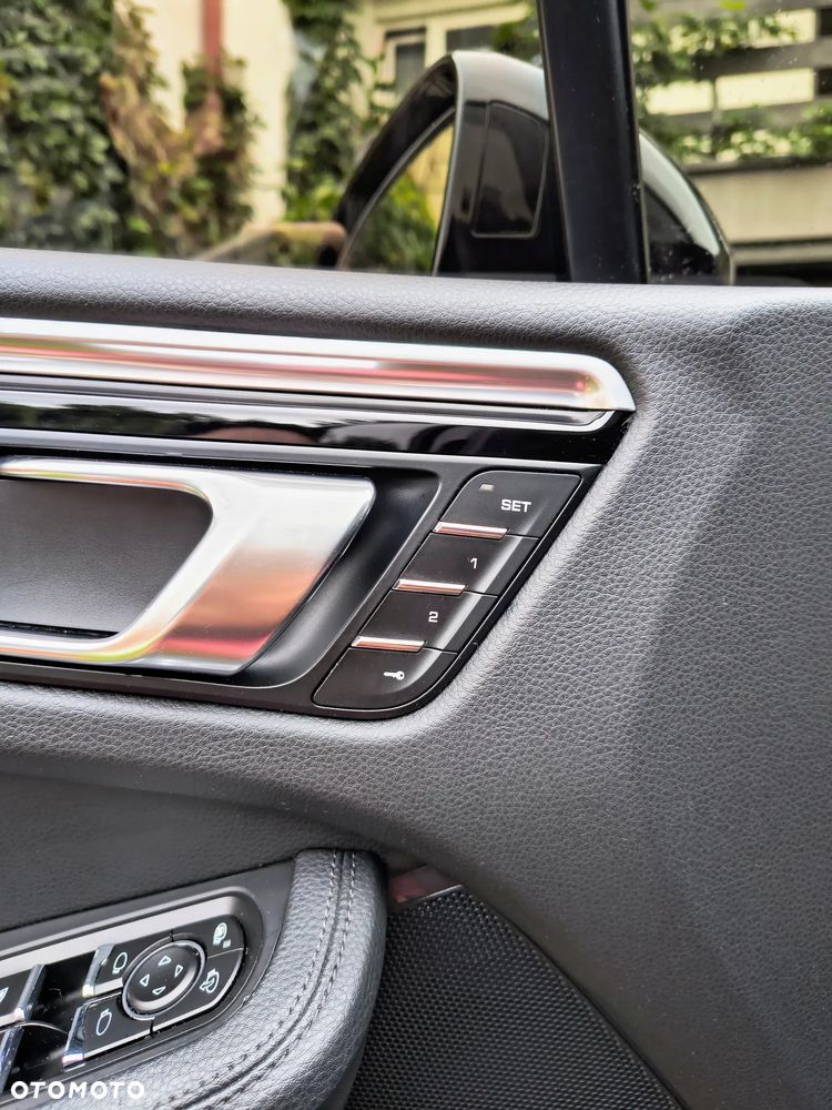Porsche Macan Standard - 29