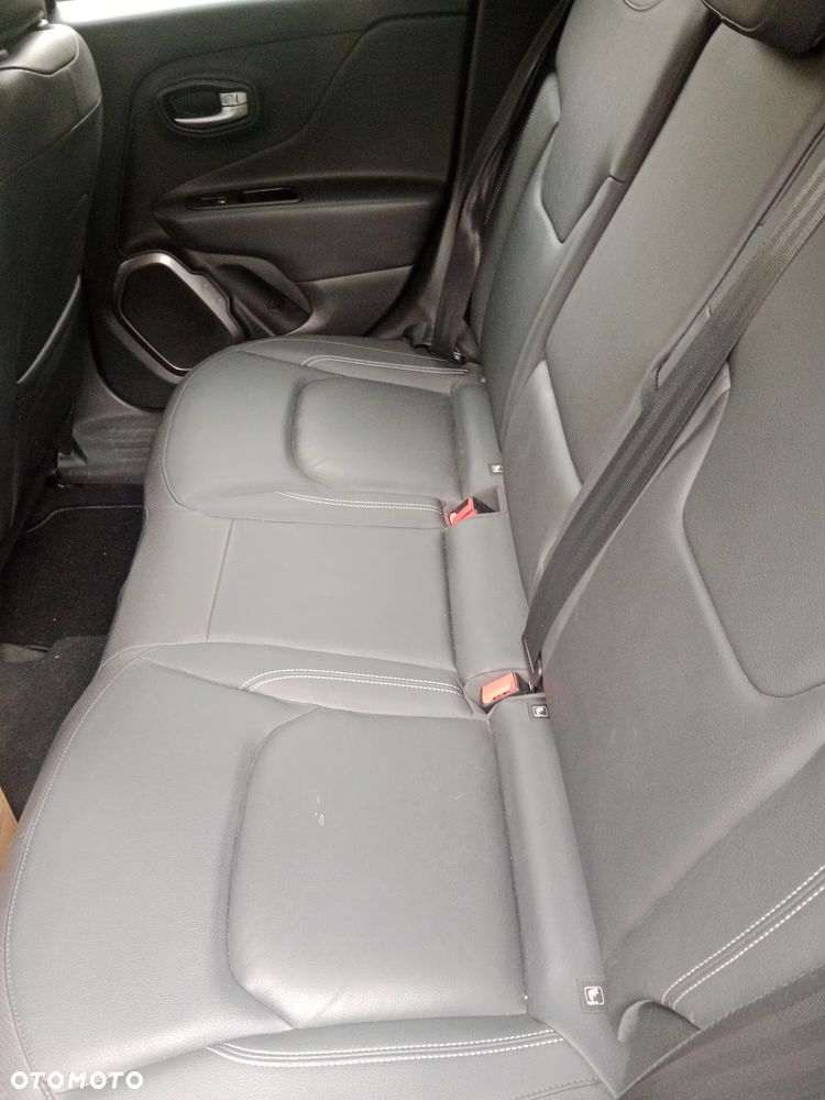 Jeep Renegade 1.3 T-GDI Automatik Limited - 16