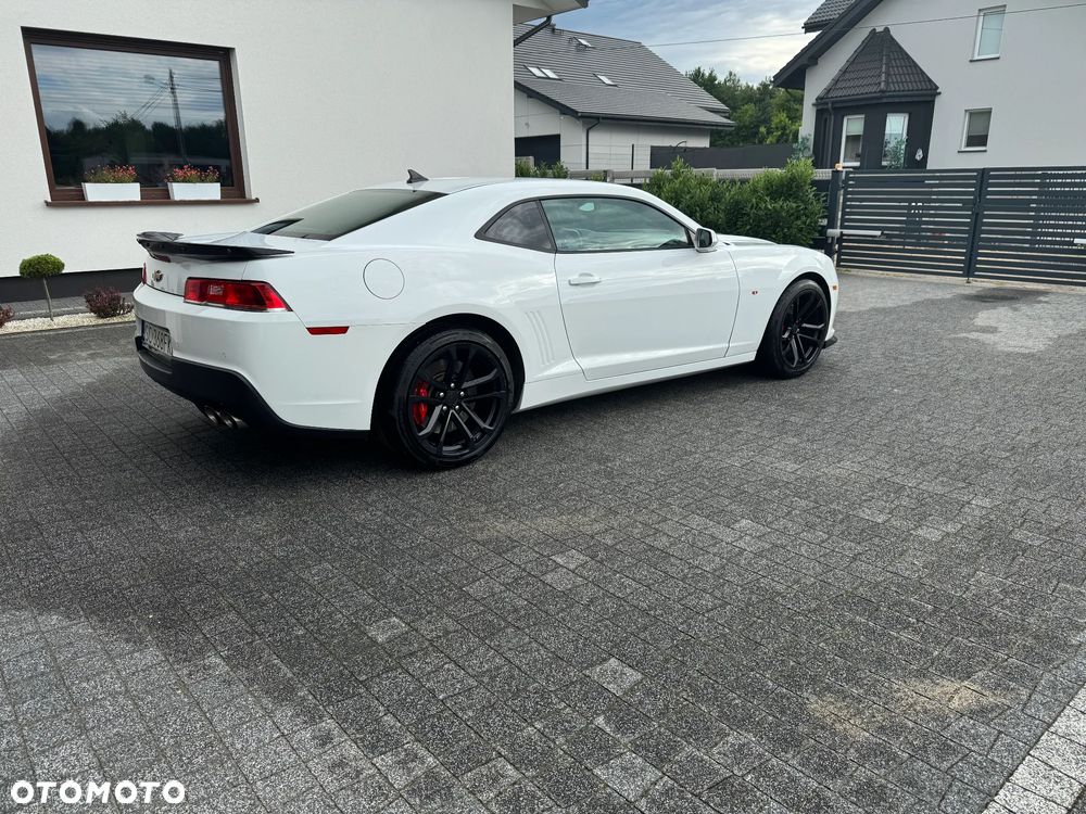 Chevrolet Camaro 6.2 V8 Coupe - 2