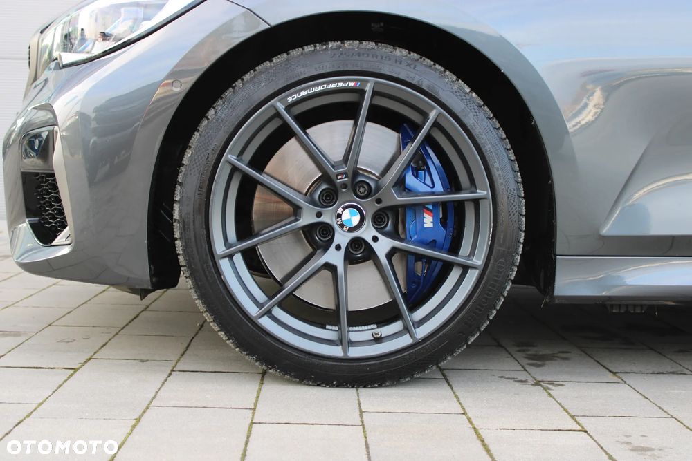 BMW Seria 3 M340i xDrive - 11