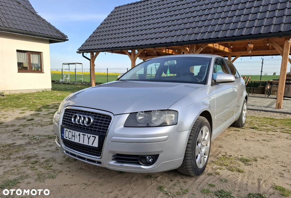 Audi A3 3-drzwiowe 1.6 Ambition - 3