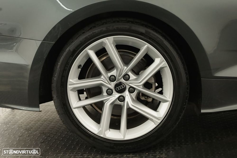 Audi A5 Cabrio 40 TFSI S tronic S line - 9