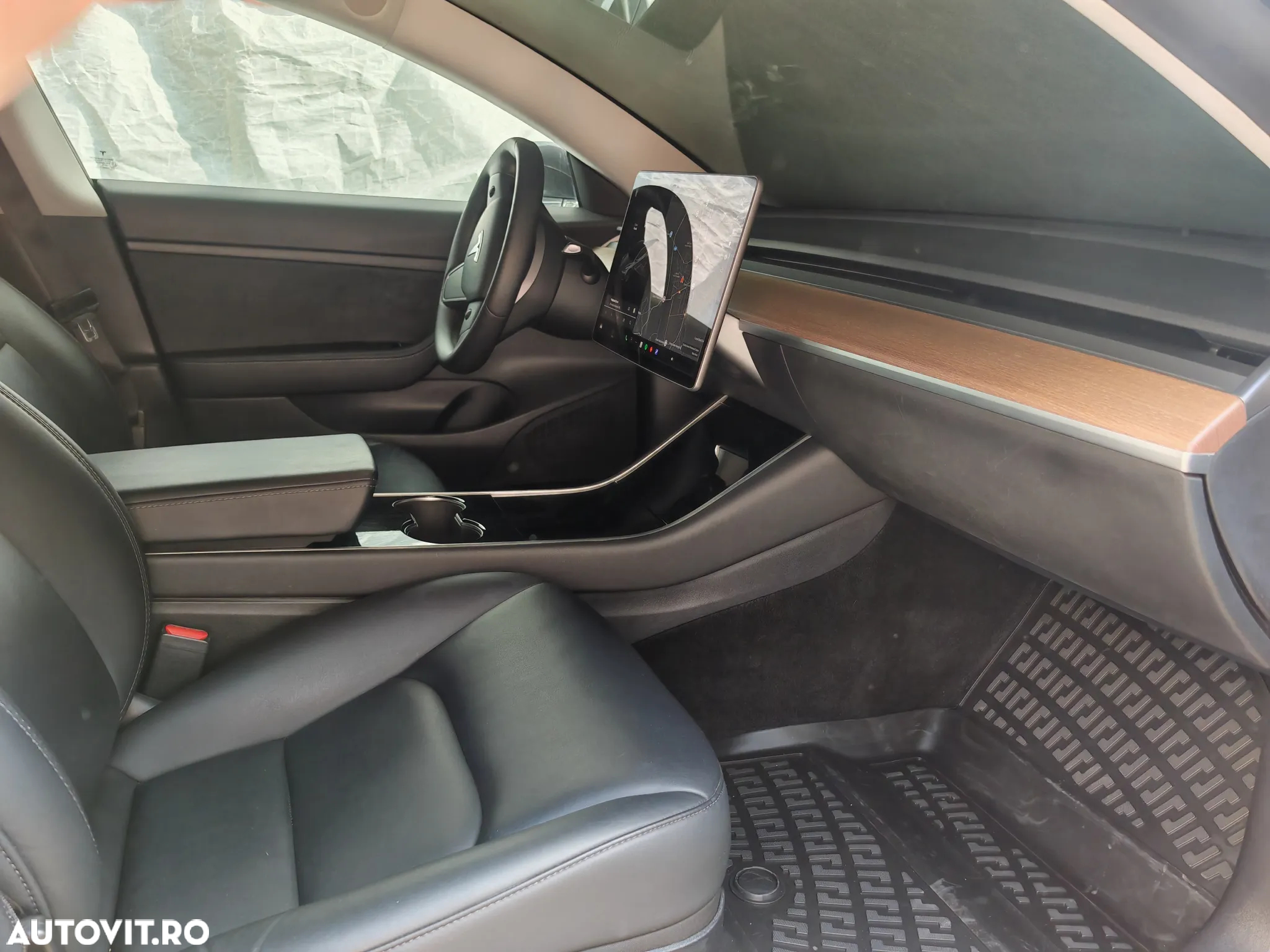 Tesla Model 3 Standard Reichweite Plus Hinterradantrieb - 22