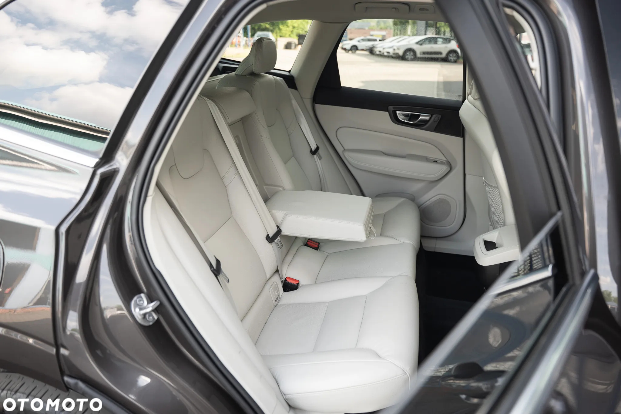 Volvo XC 60 B4 D Geartronic Inscription - 24