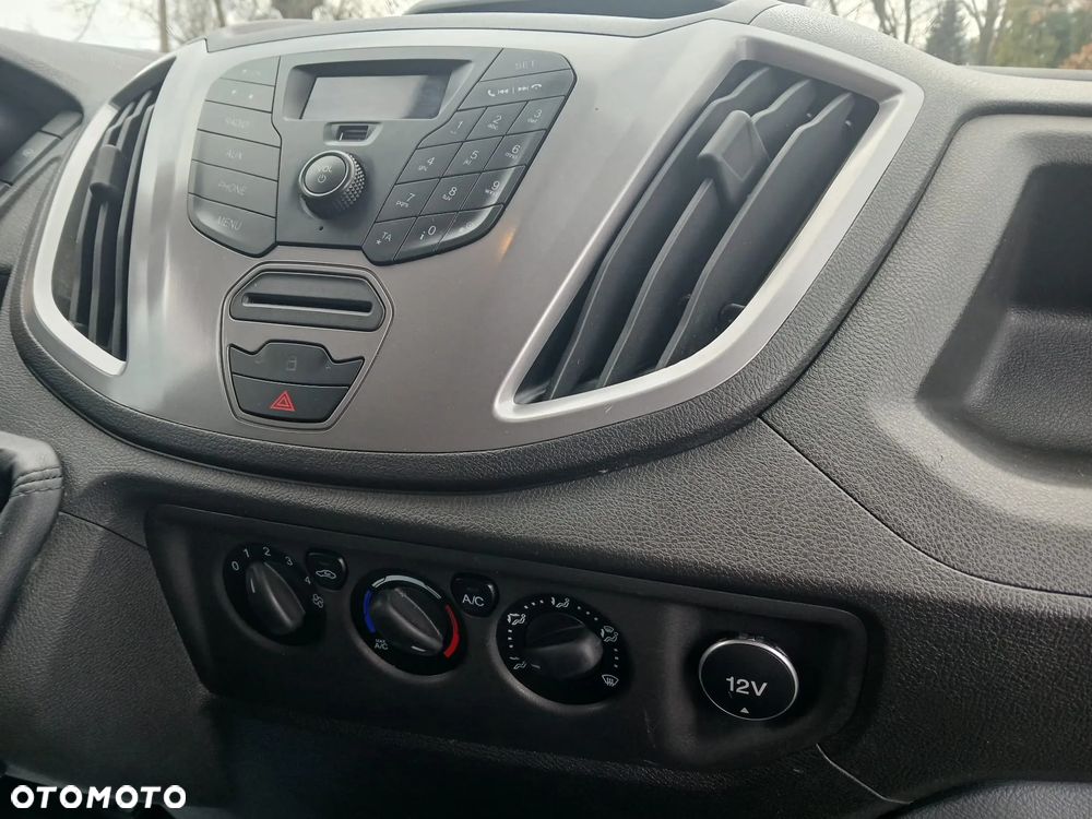 Ford TRANSIT - 13