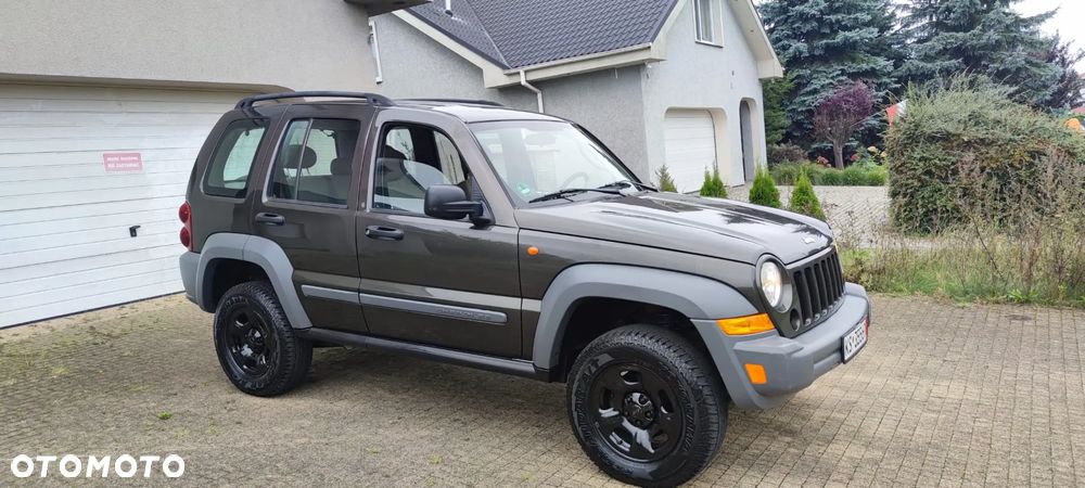 Jeep Cherokee 2.4 Sport - 24
