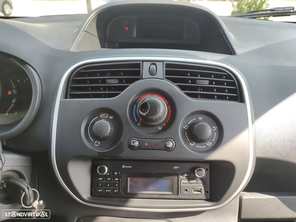 Renault kangoo 1.5 dci MAXI C/ IVA - 23