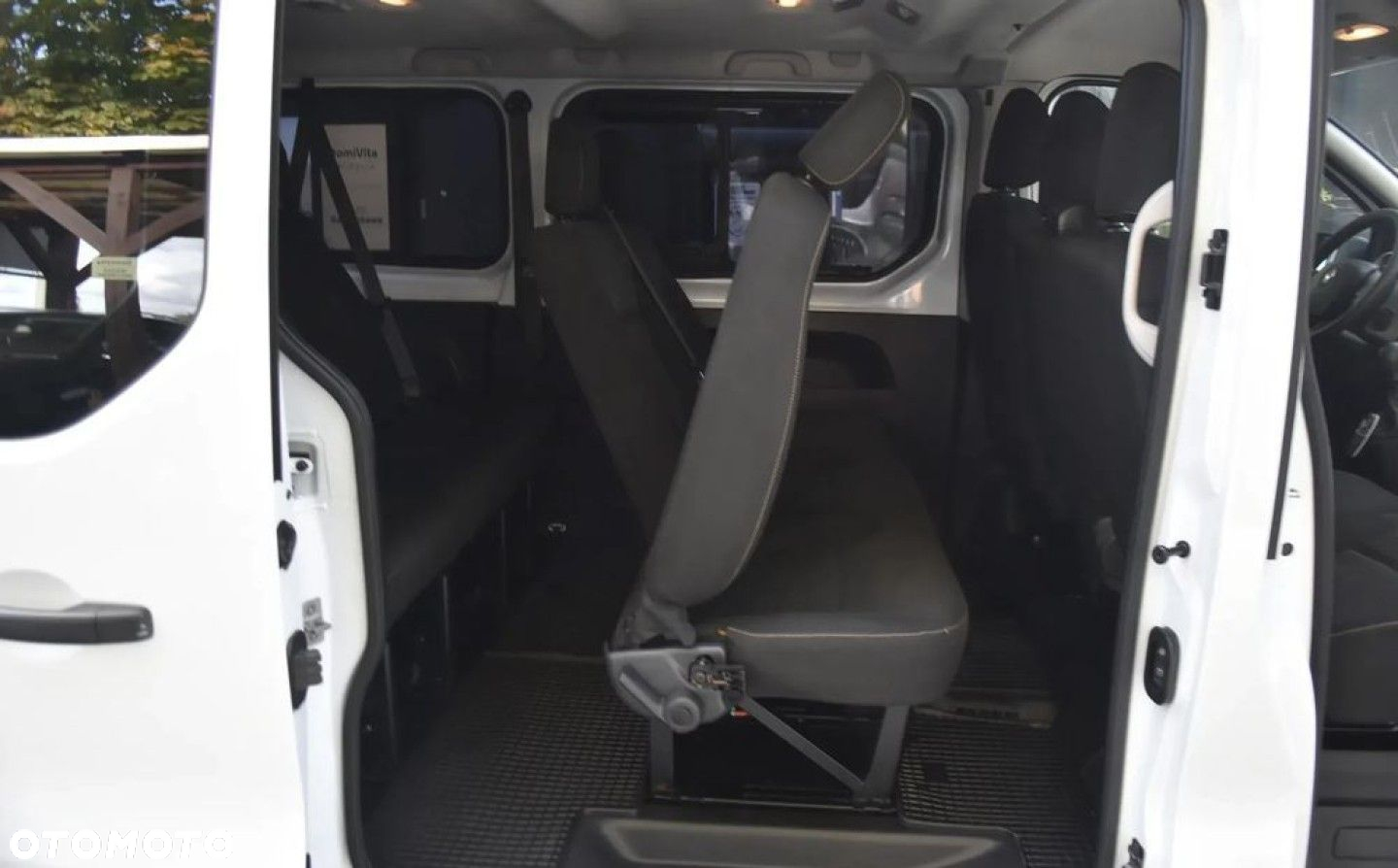 Renault Trafic - 13