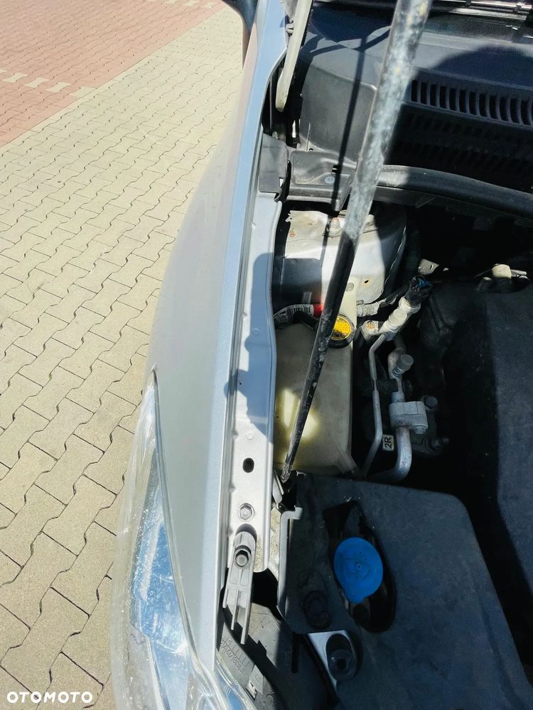 Toyota Auris 1.6 Executive - 32