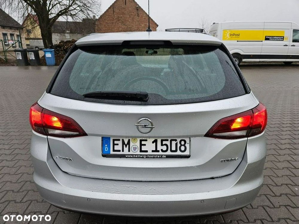 Opel Astra - 4