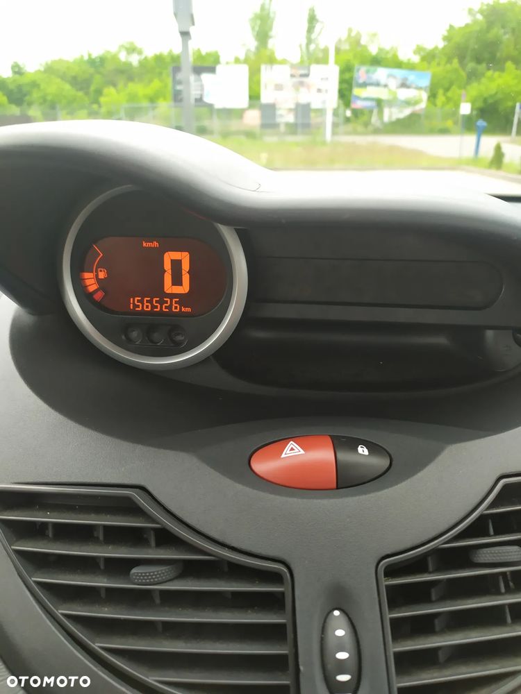 Renault Twingo 1.2 LEV 16V 75 eco2 - 7
