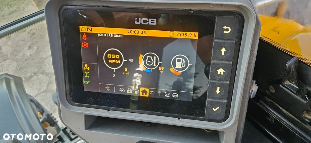JCB HYDRADIG - 9