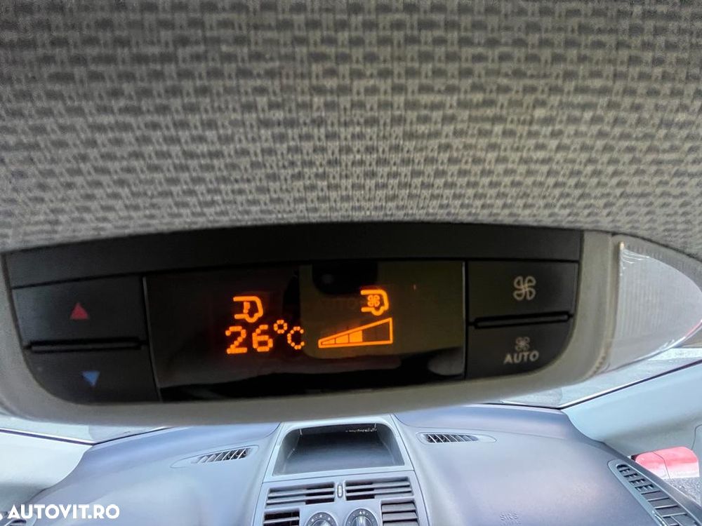 Mercedes-Benz Vito - 10