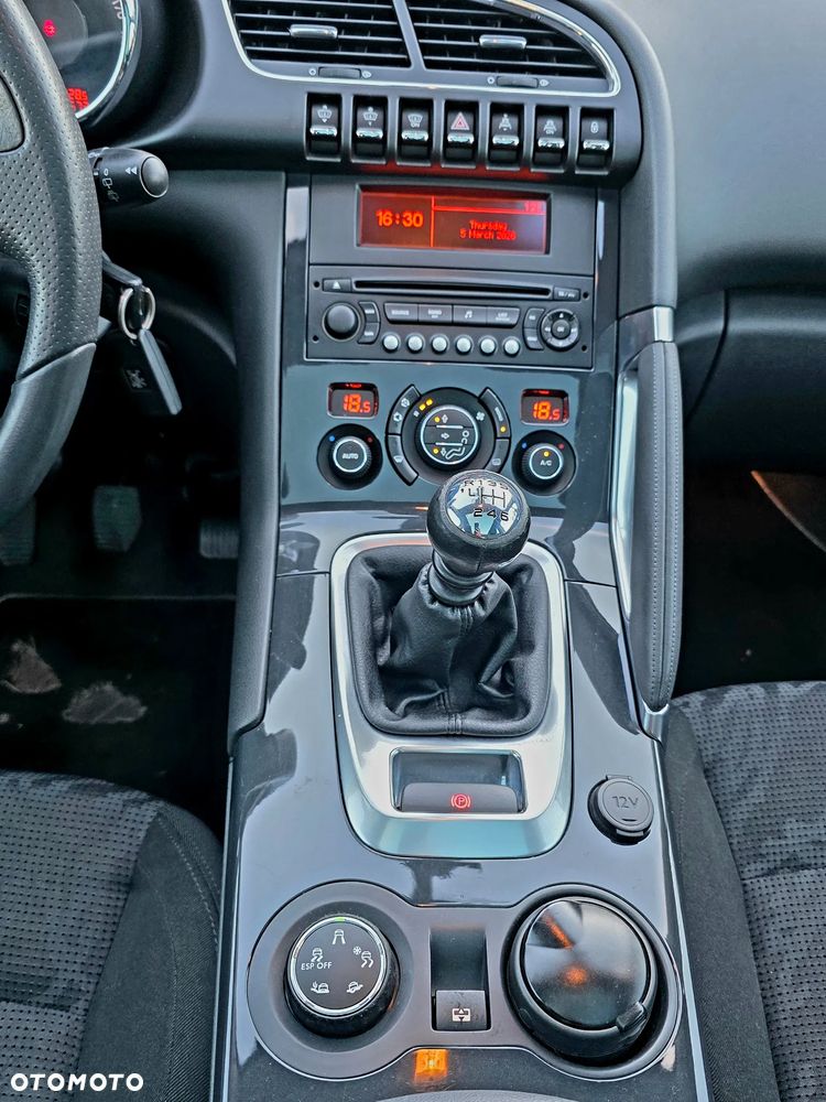 Peugeot 3008 HDi FAP 150 Platinum - 19