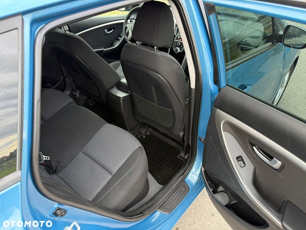 Hyundai i30 1.6 Premium - 25