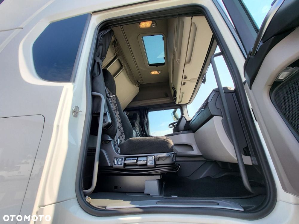 Scania S 460 A4x2EB Mega - 13