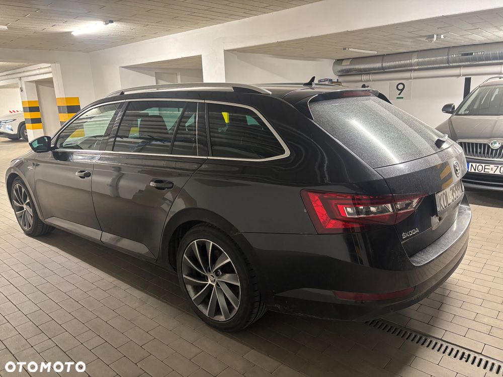Skoda Superb 2.0 TDI 4x4 L&K DSG - 3