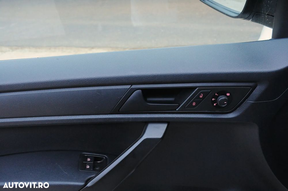 Volkswagen Caddy - 10