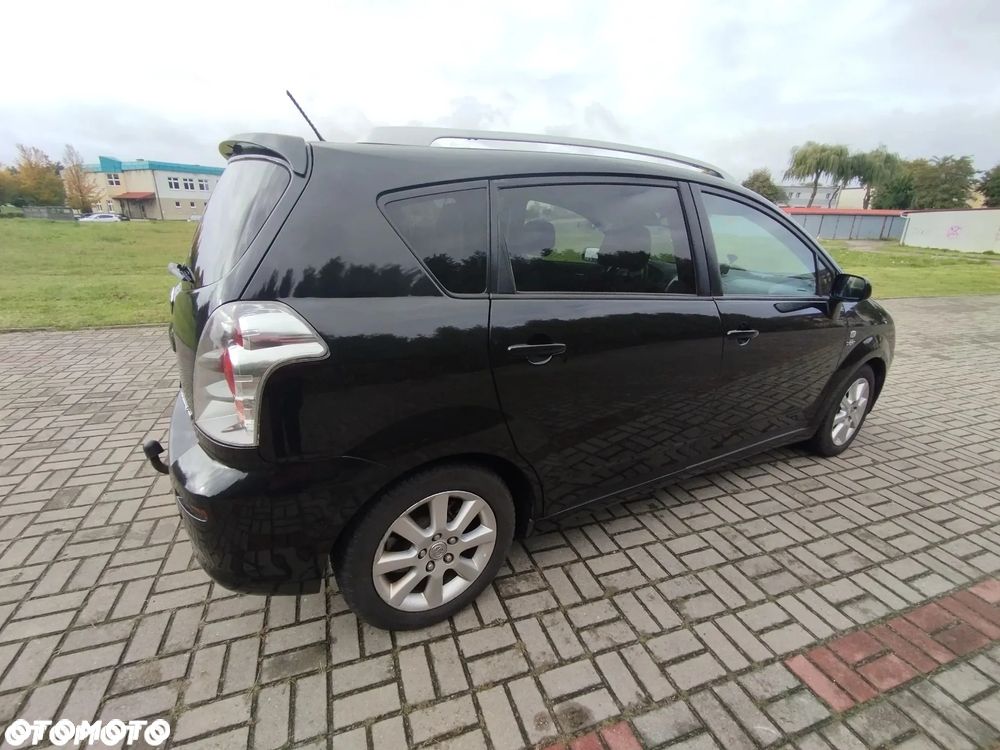 Toyota Corolla Verso 2.2 D-4D Prestige Sport - 3