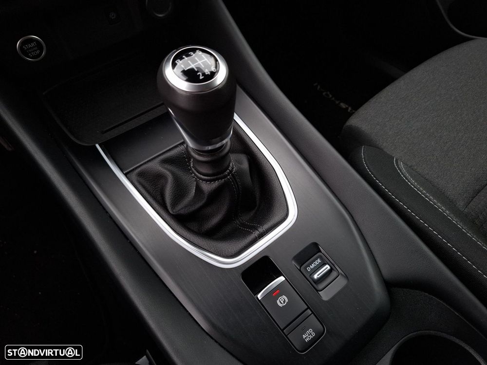 Nissan Qashqai 1.3 DIG-T N-Connecta LED - 17