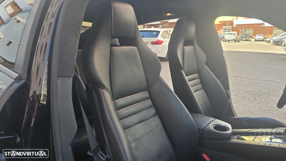 Porsche Panamera GTS PDK - 29