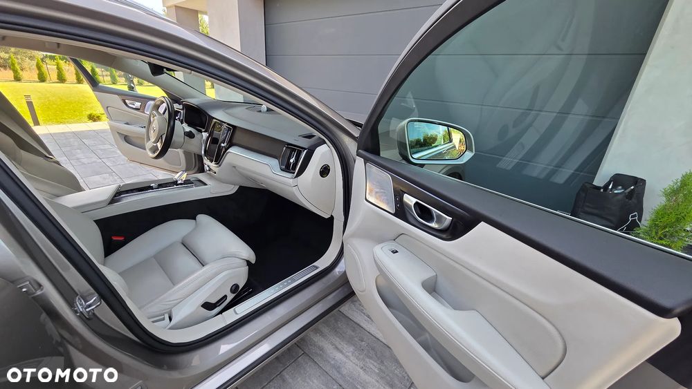 Volvo V60 B4 D Inscription - 11
