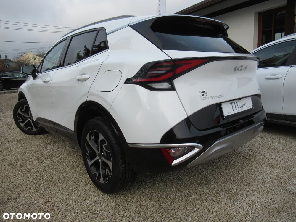 Kia Sportage 1.6 T-GDI HEV Business Line 4WD - 4