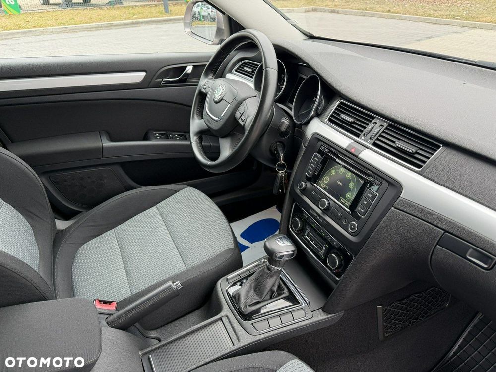 Skoda Superb - 37