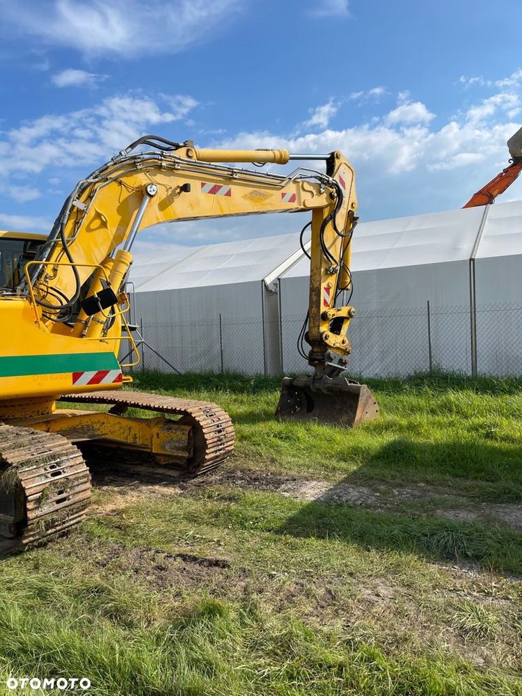 Liebherr R 906 LC - 12