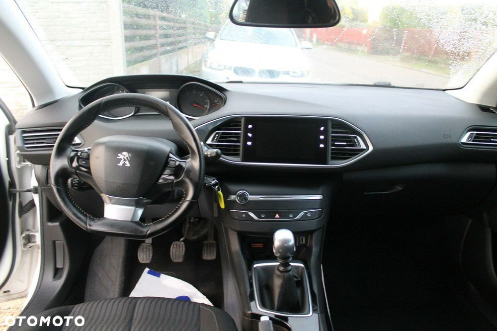Peugeot 308 - 11