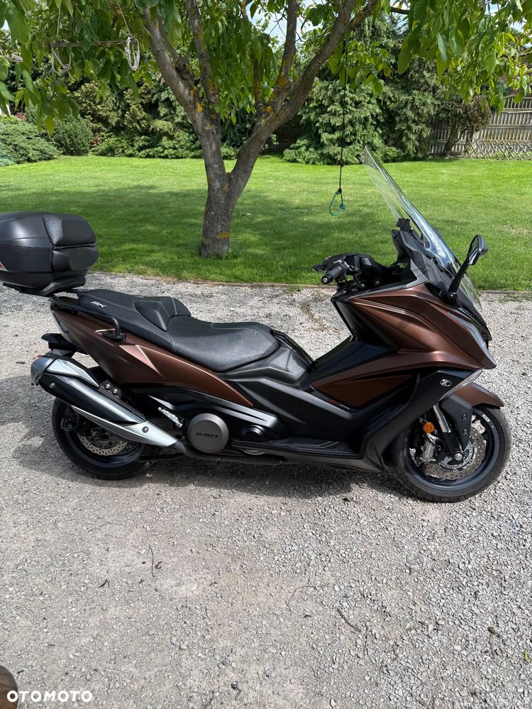 Kymco AK 550 - 9
