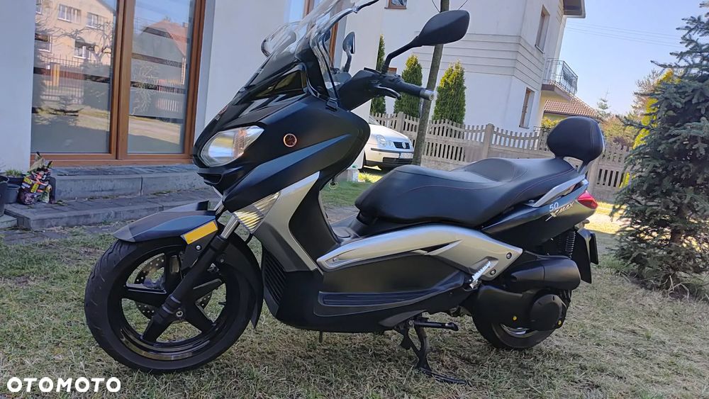 Yamaha X-max - 1