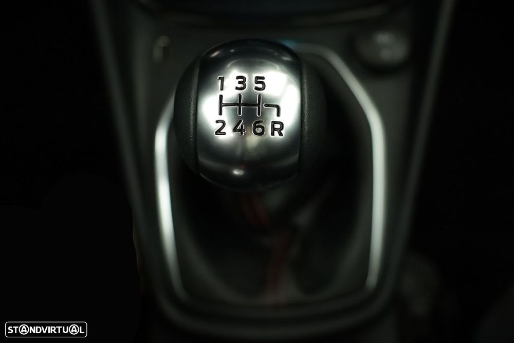 Ford Puma 1.0 EcoBoost MHEV ST-Line X - 14