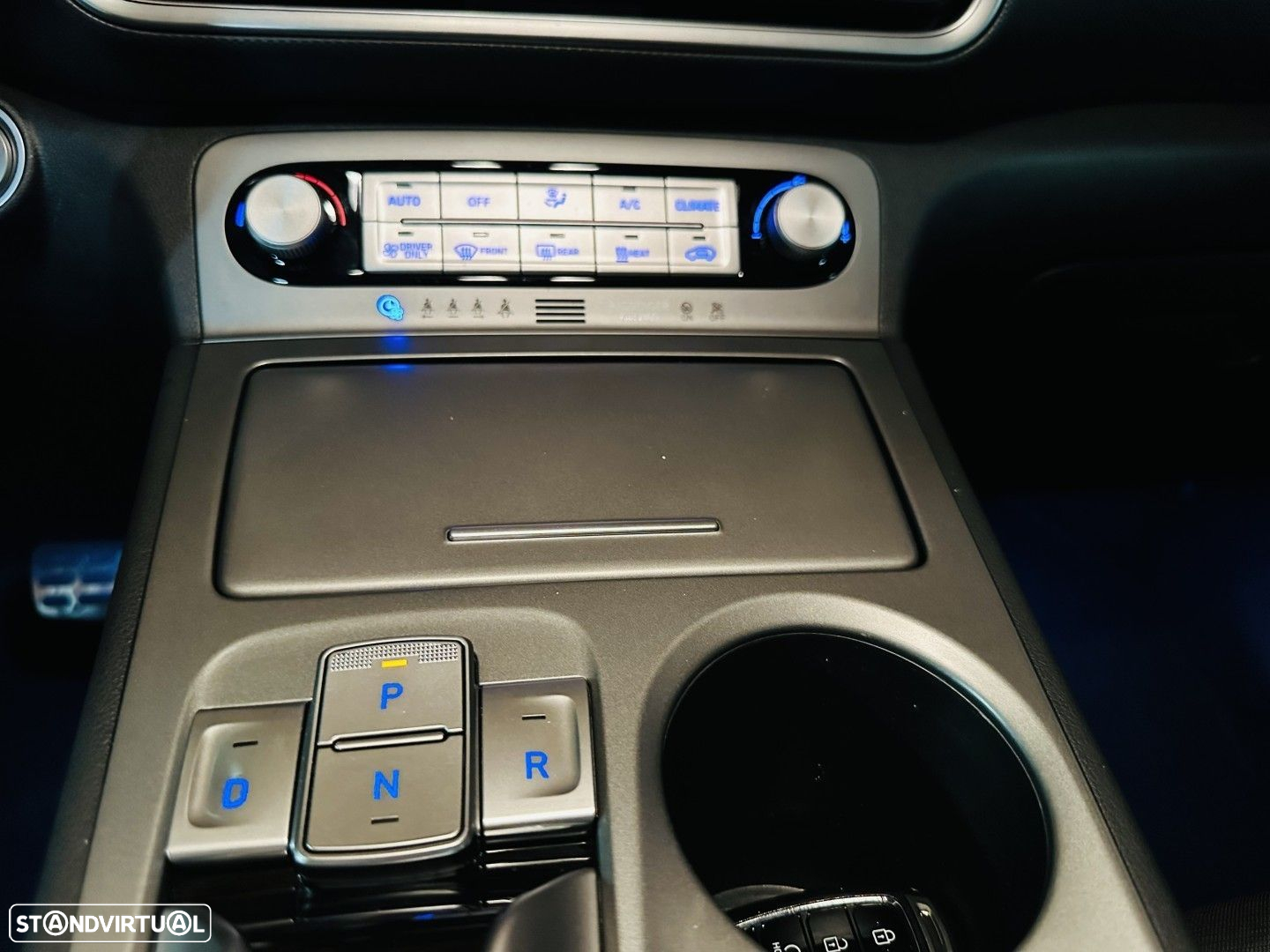 Hyundai Kauai EV 64.8 kWh Premium - 16