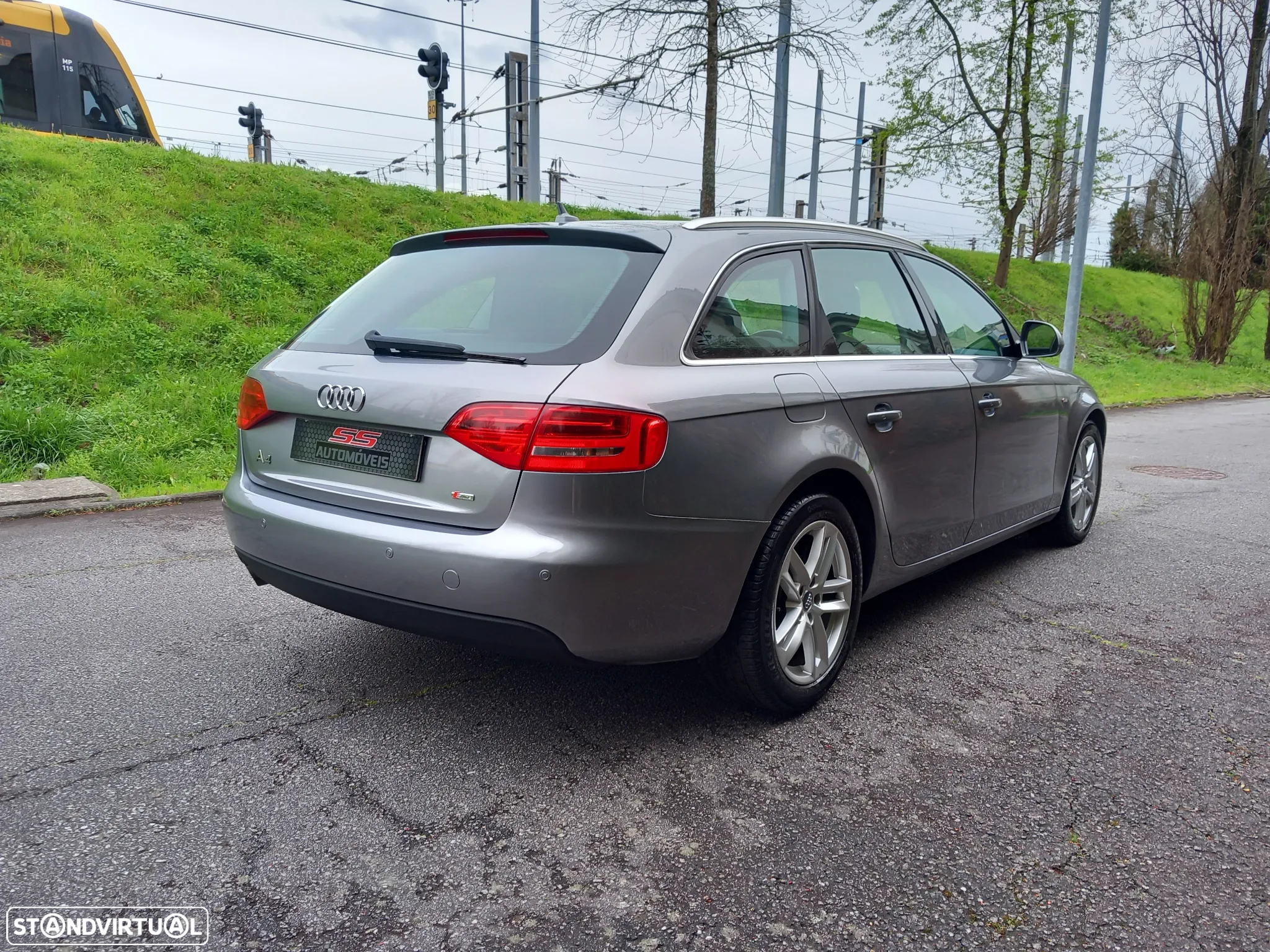 Audi A4 Avant 2.0 TDI Sport - 4