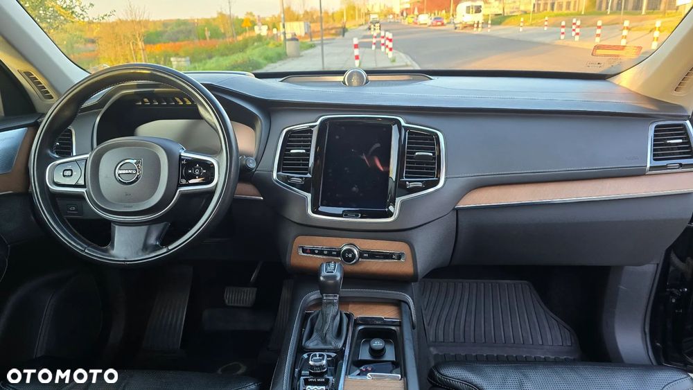 Volvo XC 90 D5 AWD Inscription 7os - 10