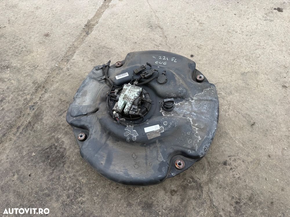 Rezervor adblue mercedes s350 cdi w221 facelift a2214709301 an 2012 s class - 3