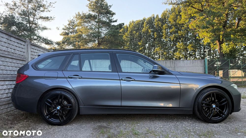 BMW Seria 3 - 34