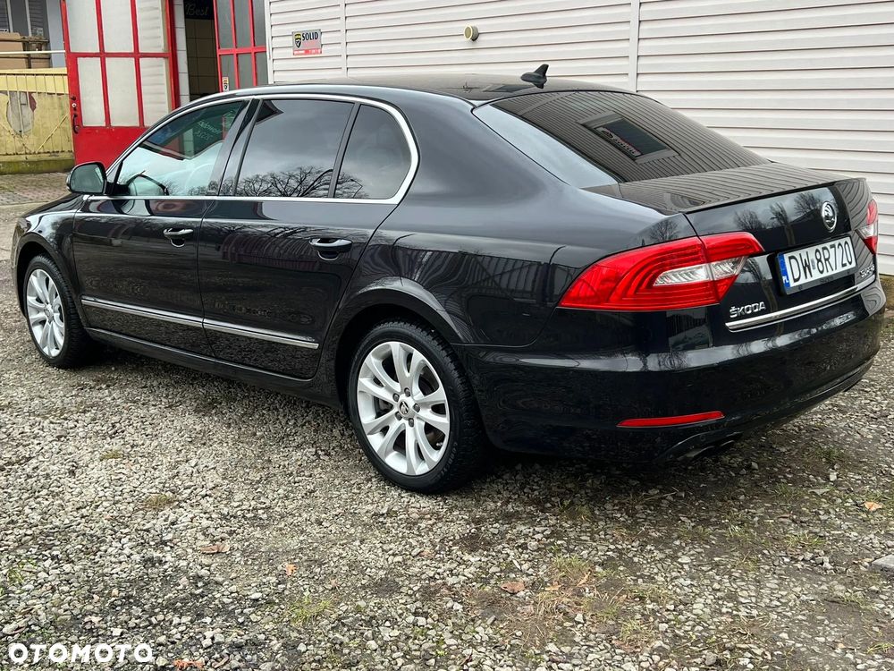 Skoda Superb 3.6 FSI 4x4 Platinum DSG - 10