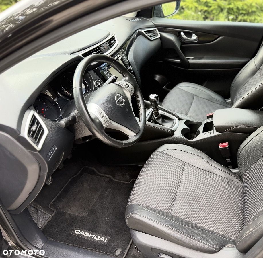 Nissan Qashqai 1.2 DIG-T N-Vision - 5