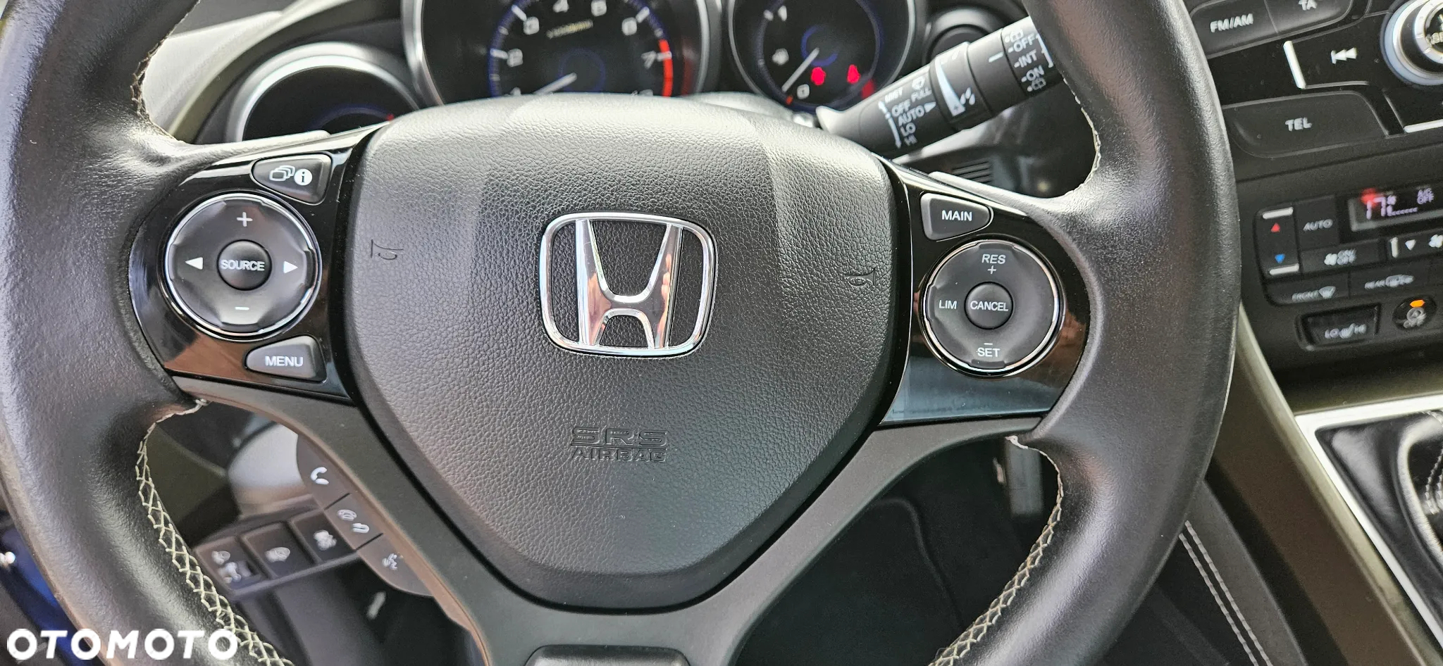 Honda Civic Tourer 1.8 i-VTEC Elegance - 24