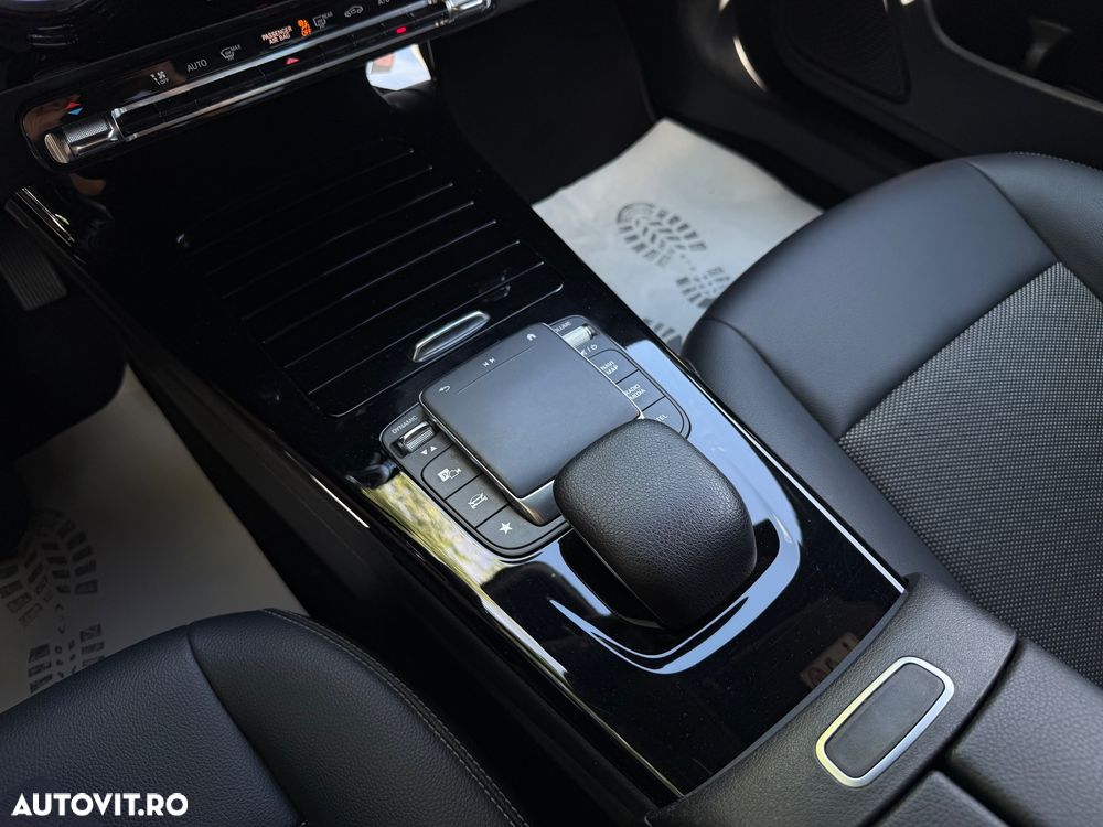 Mercedes-Benz CLA 180 7G-DCT Edition Progressive Line - 18