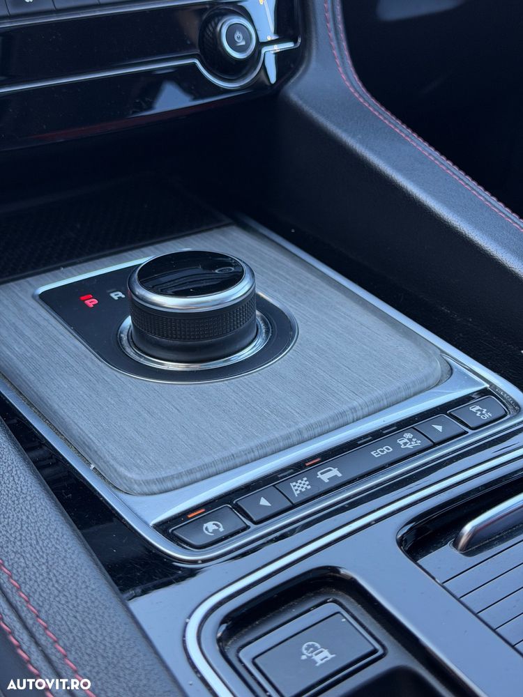 Jaguar F-Pace 30d AWD R-Sport - 17