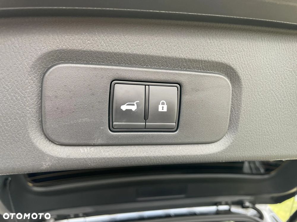 Nissan Qashqai 1.3 DIG-T MHEV N-Connecta Xtronic - 20