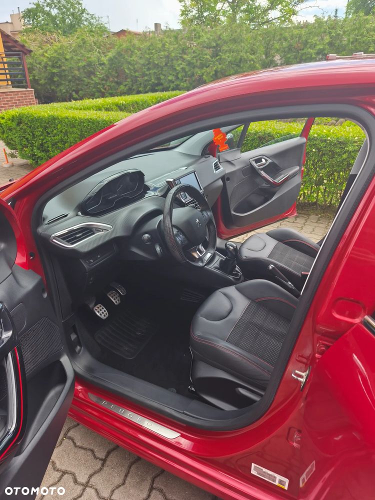 Peugeot 208 1.2 PureTech Allure S&S - 14