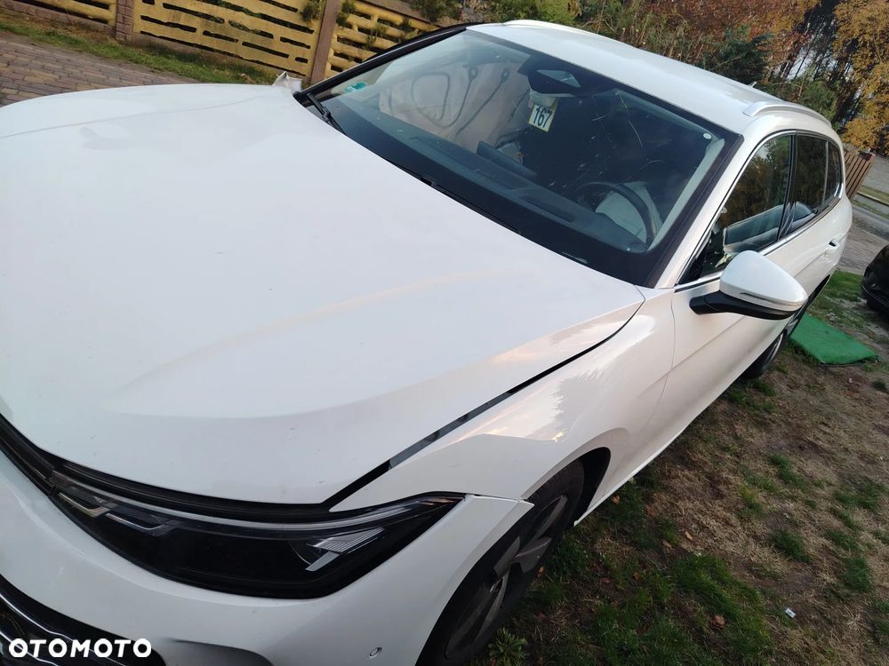 Volkswagen Passat 2.0 TDI SCR Style DSG - 3