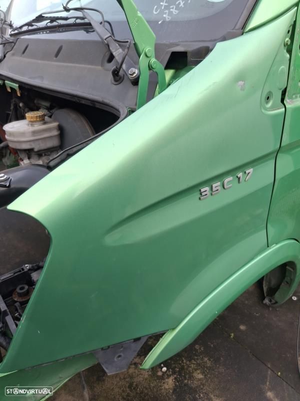 Guarda Lamas Esquerdo Iveco Daily V Camião De Plataforma/Chassis - 1