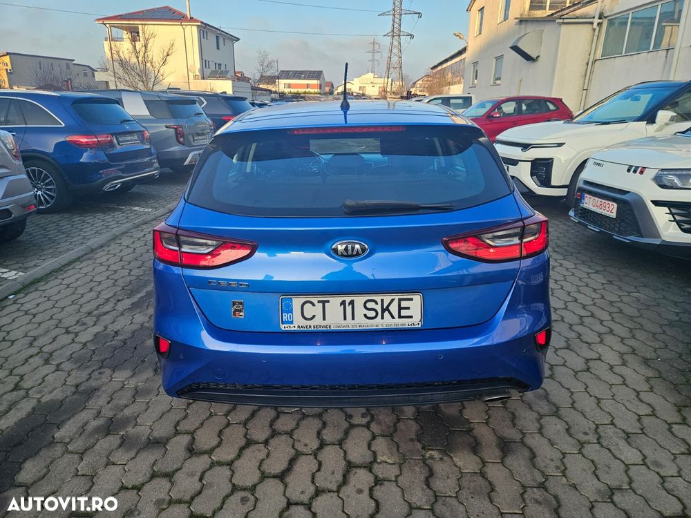 Kia Ceed - 5